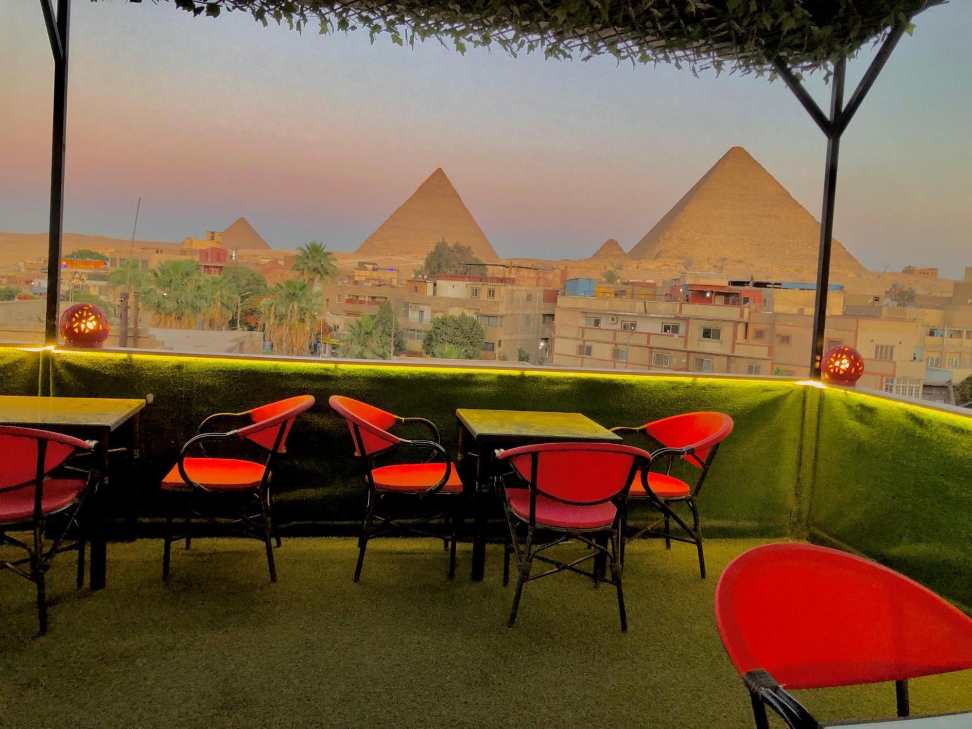 Magic Golden Pyramids View Hotel Kafrat al Jabal Exterior photo